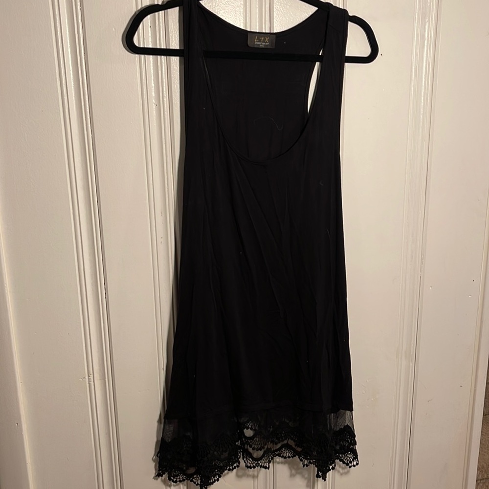Medium sized black dress extender